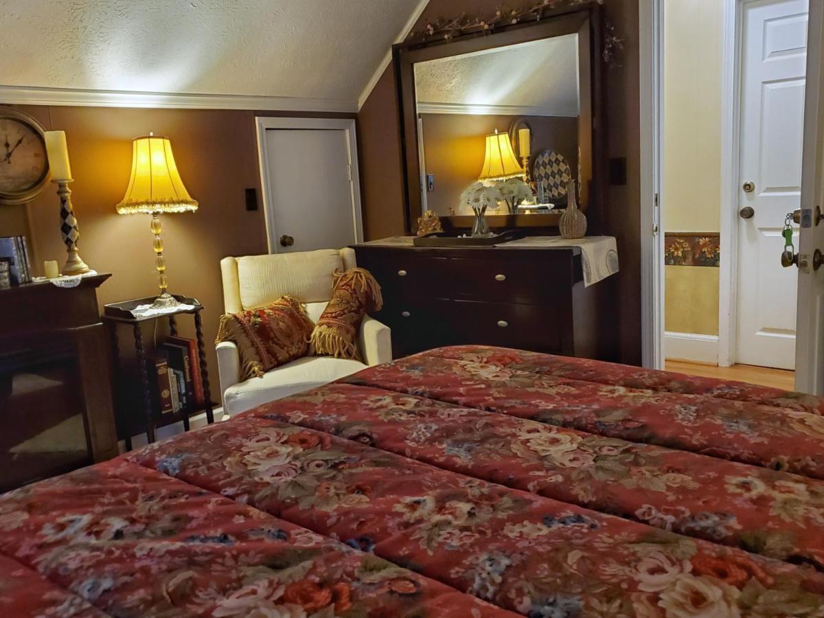 Blue Ridge Manor Bed And Breakfast Fancy Gap Exteriér fotografie